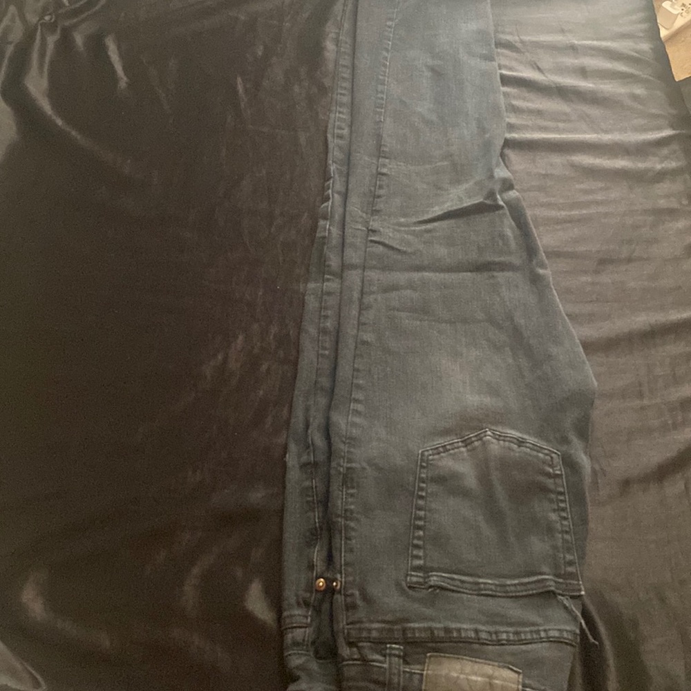 I’m sailing black pants